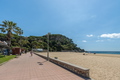 Apartamento familiar con piscina junto a la playa