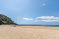 Apartamento familiar con piscina junto a la playa