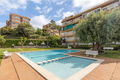 Apartamento familiar con piscina junto a la playa