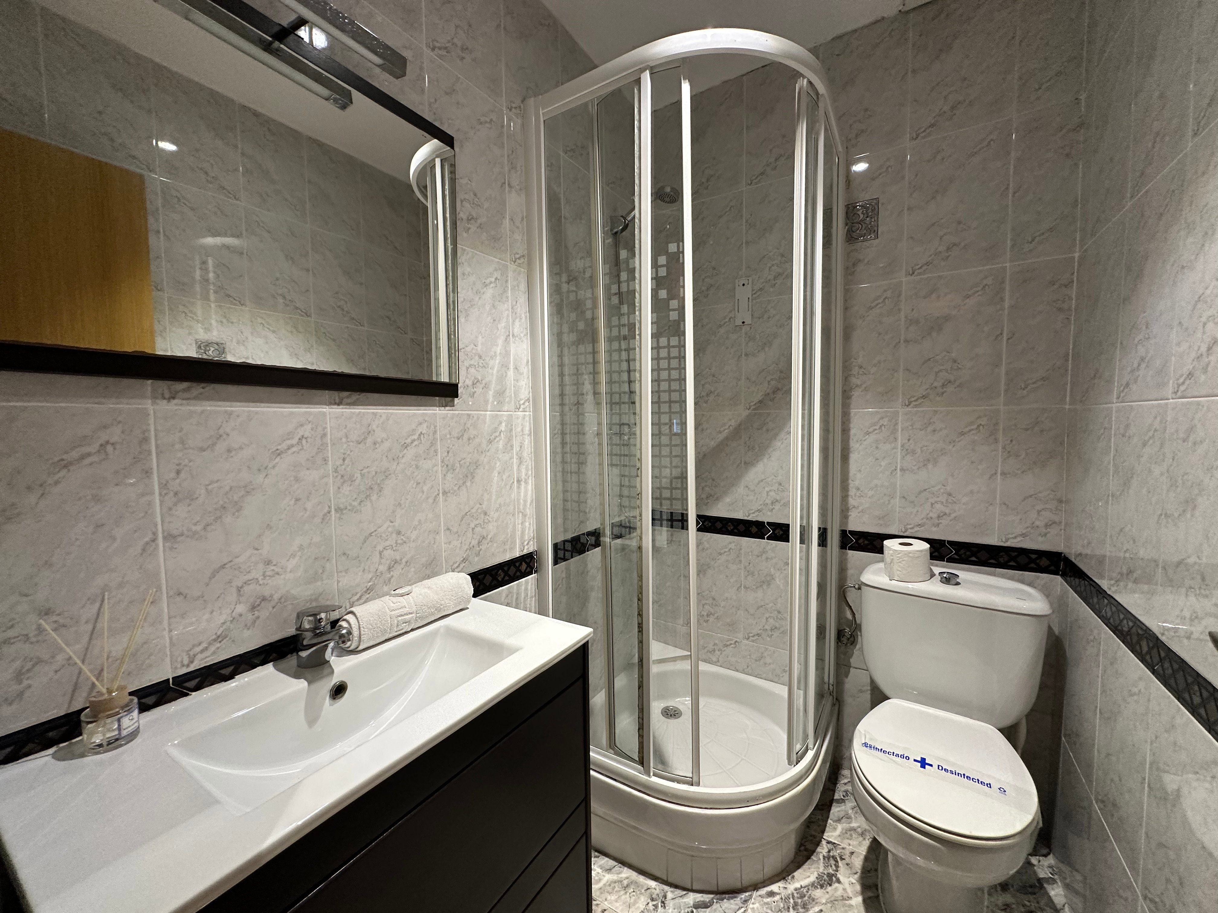 Bright apartment near Camp Nou