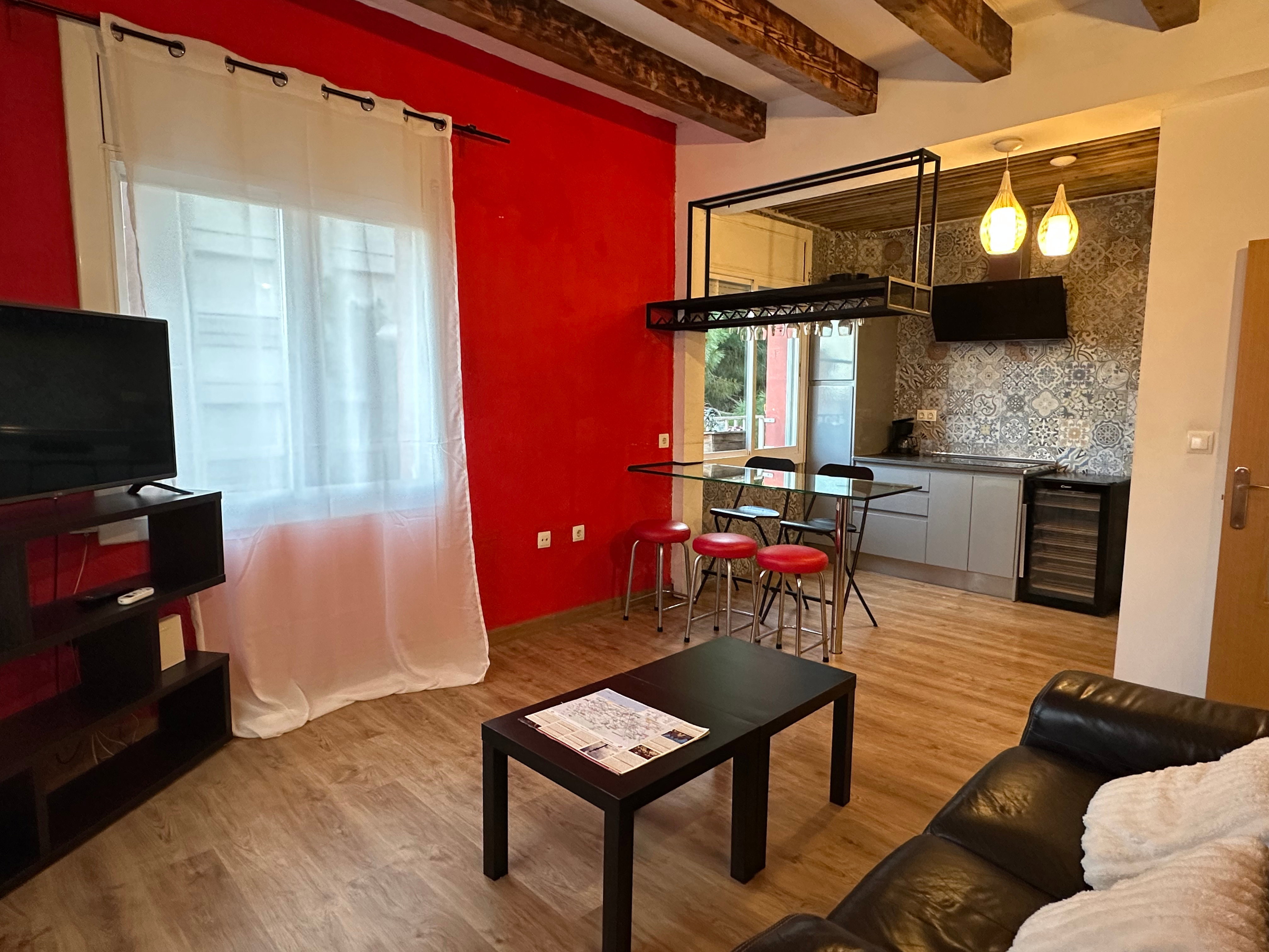Apartamento luminoso cerca del Camp Nou