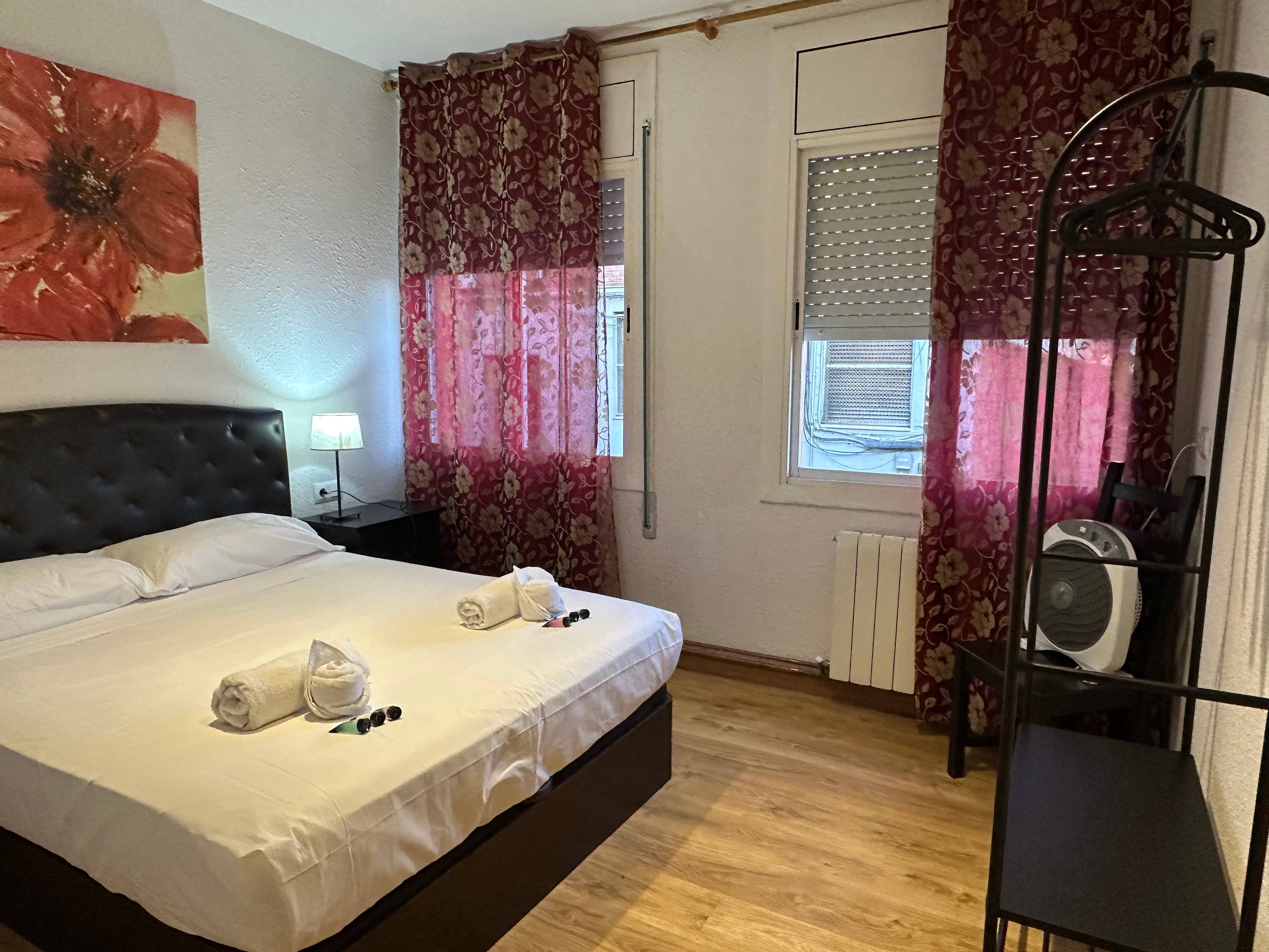 Bright apartment near Camp Nou