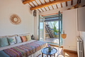 Charming house in Peratallada