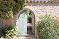 Charming house in Peratallada
