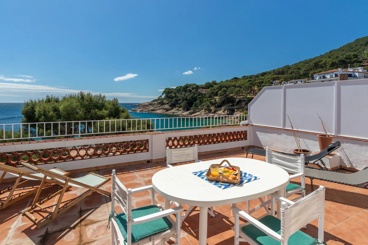 Ático en Tamariu, Gan terraza y Vistas al Mar