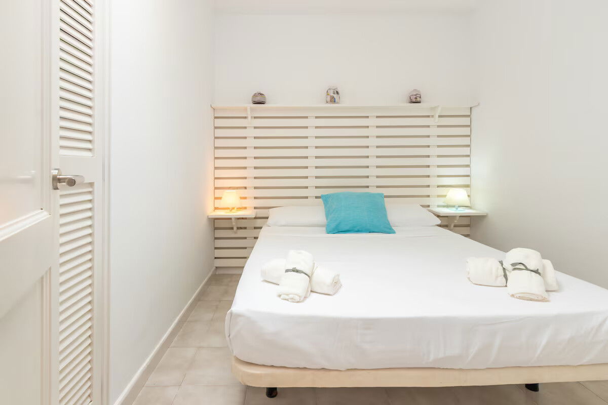 Apartamento frente al mar en preciosa playa de Tamariu.