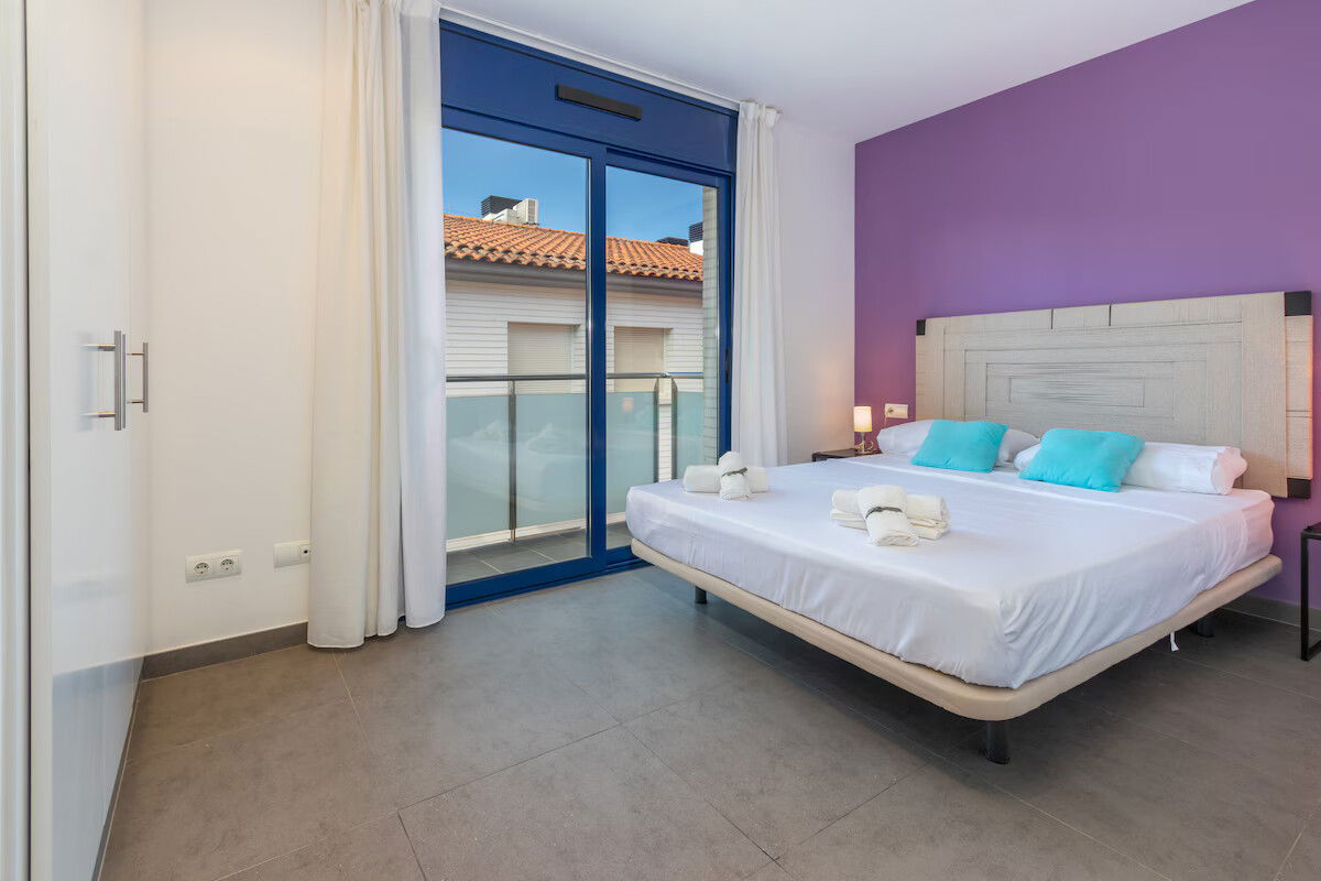 Ubicado en el pintoresco pueblo de Tamariu, este apartamento te brinda la oportu