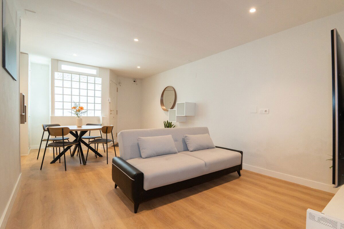 Charming apartment in Sants