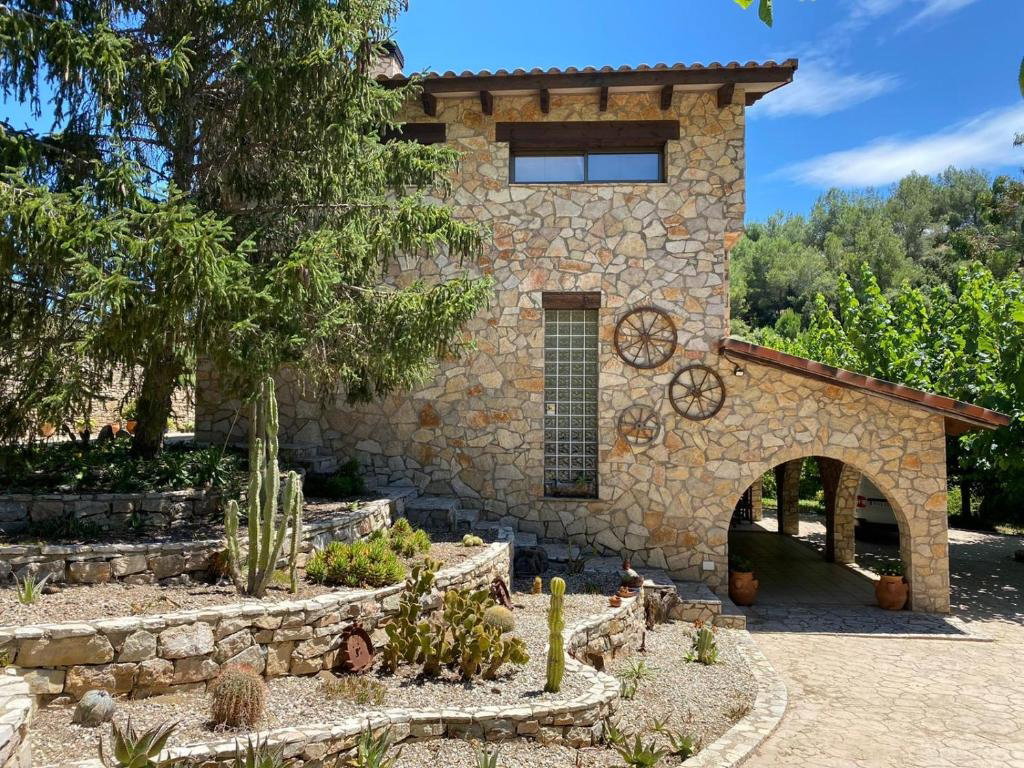 Stone farmhouse with swimming pool