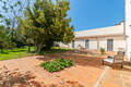 Modern bright house with large garden in Begues