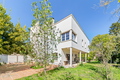 Modern bright house with large garden in Begues
