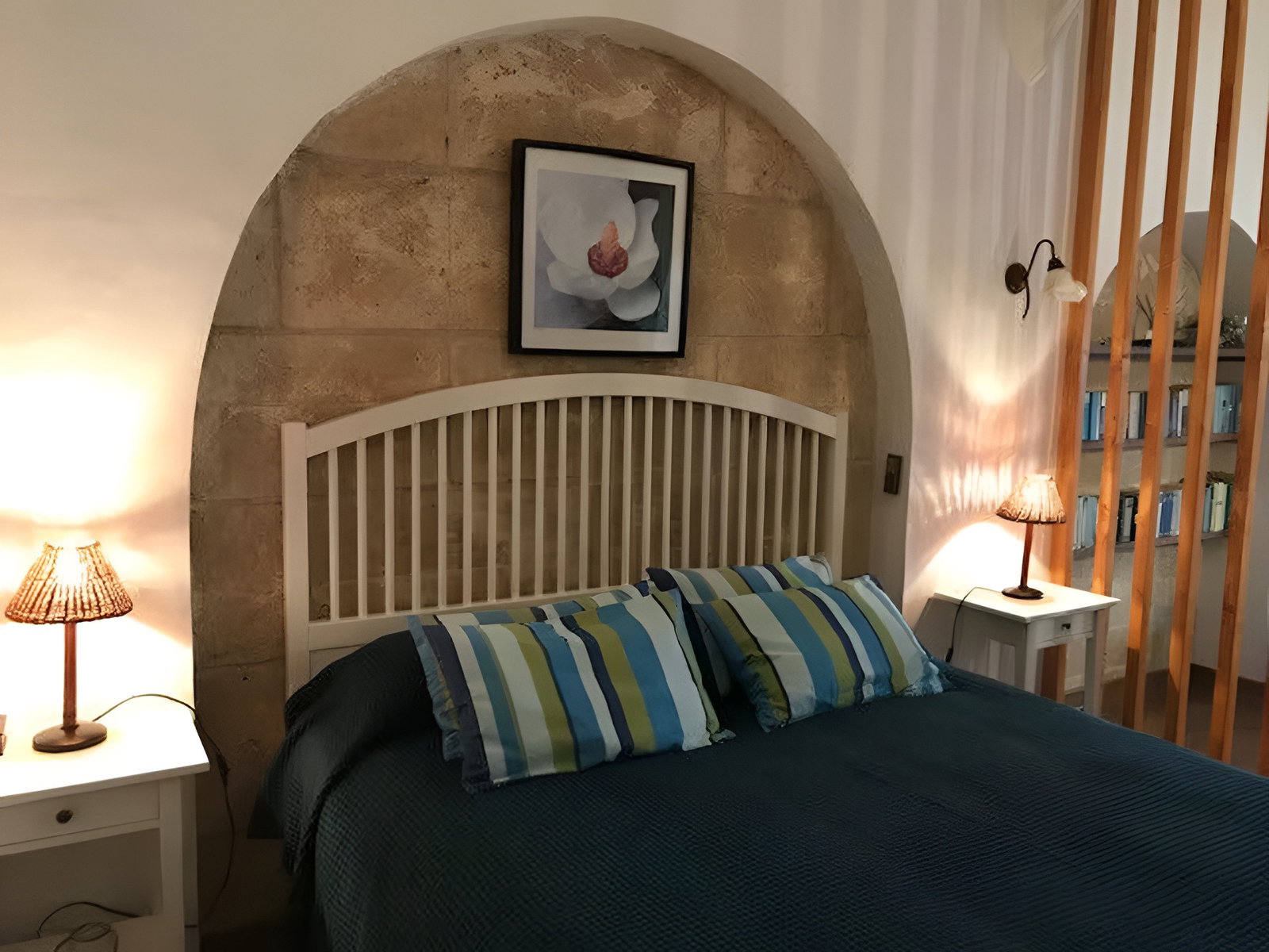 Excellent open plan apartment with amazing sea views for 2 with AC and WiFi