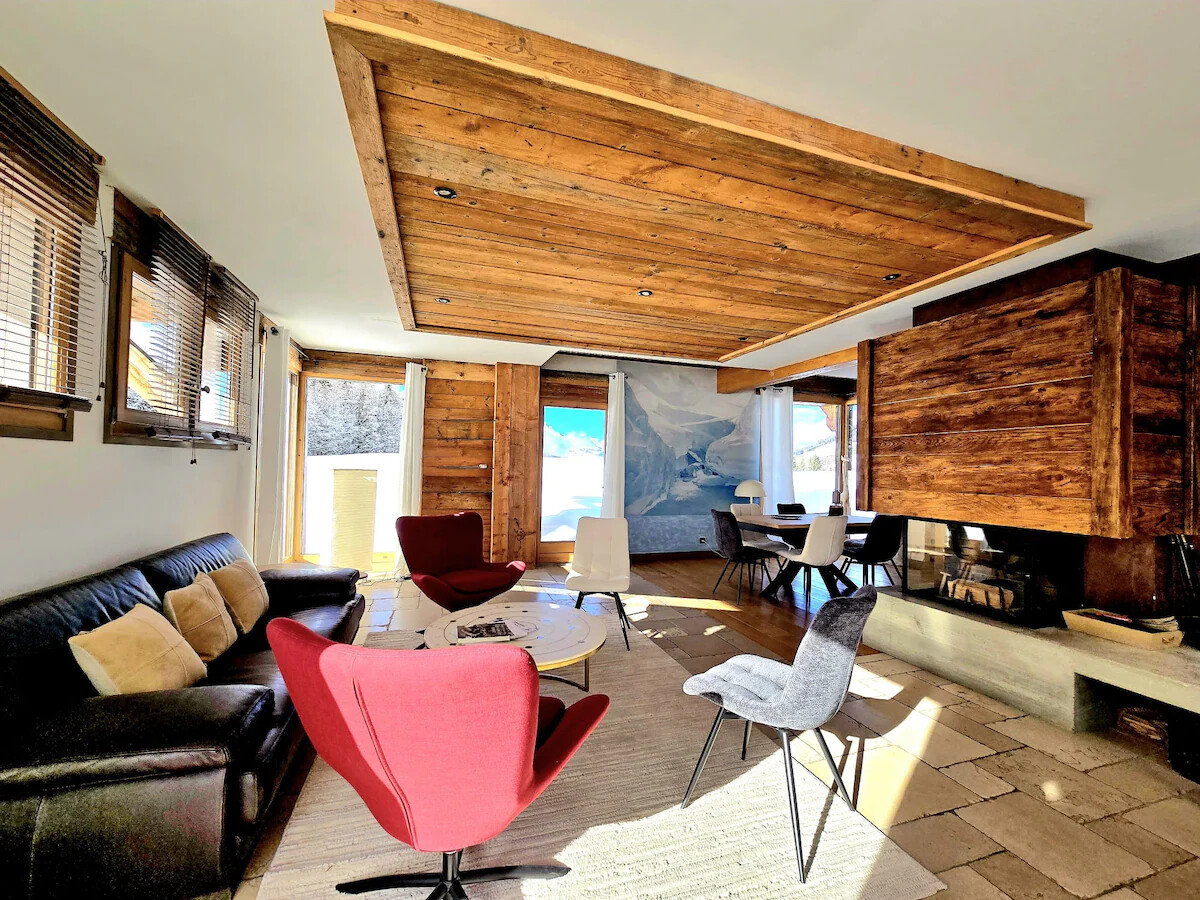 Have fun with the whole family in this stylish accommodation.