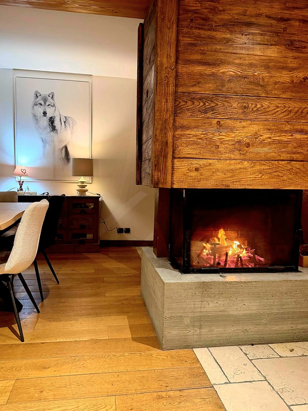 Have fun with the whole family in this stylish accommodation.