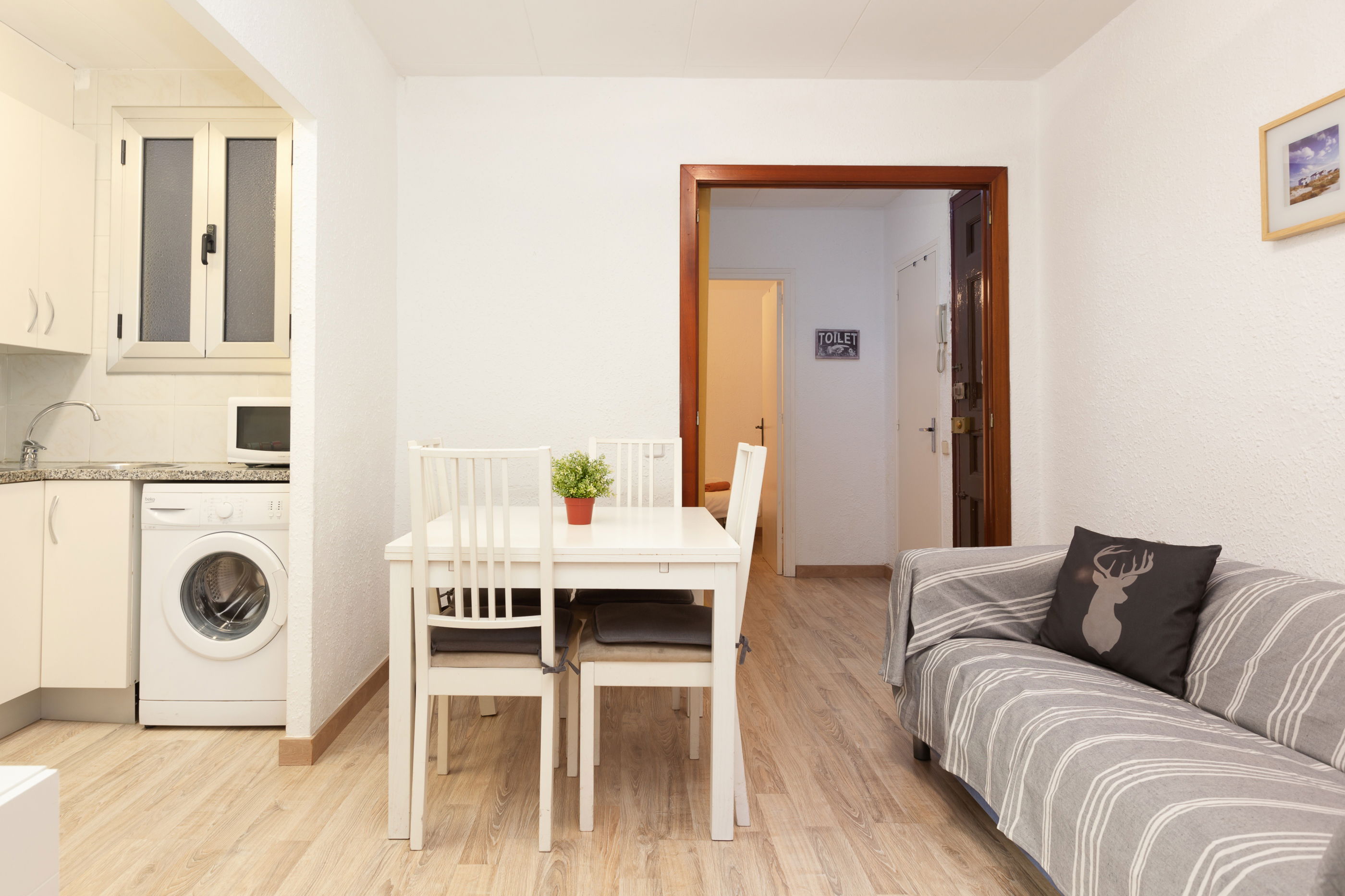 Apartment near Sagrada Familia. 3 bedrooms