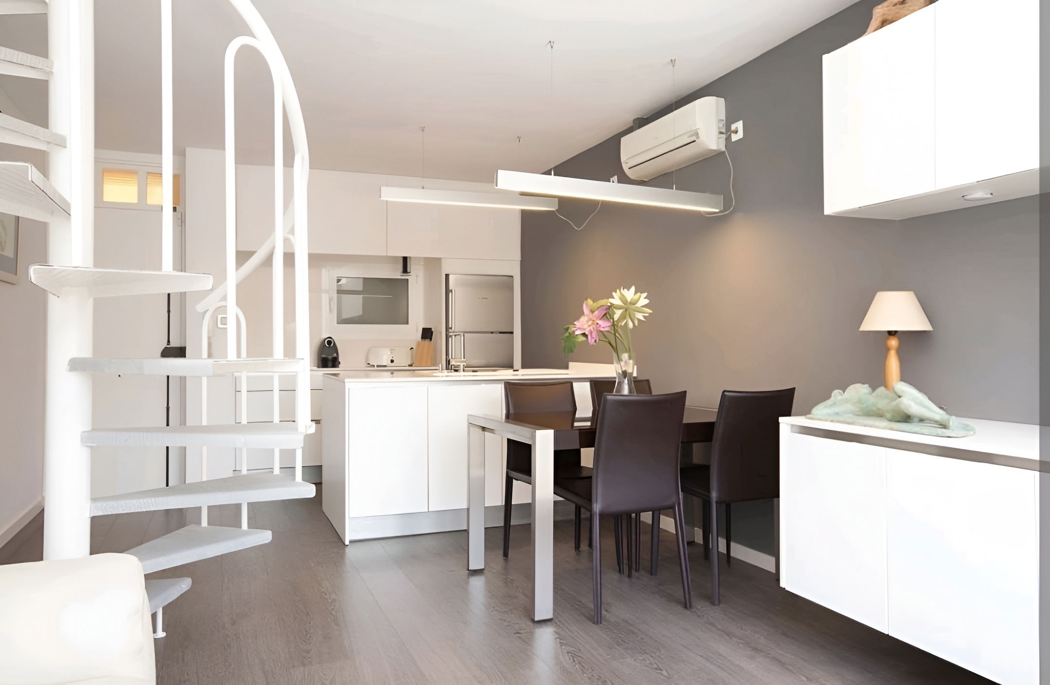 Modern and equipped 2-bedroom duplex, next to Parc Güell
