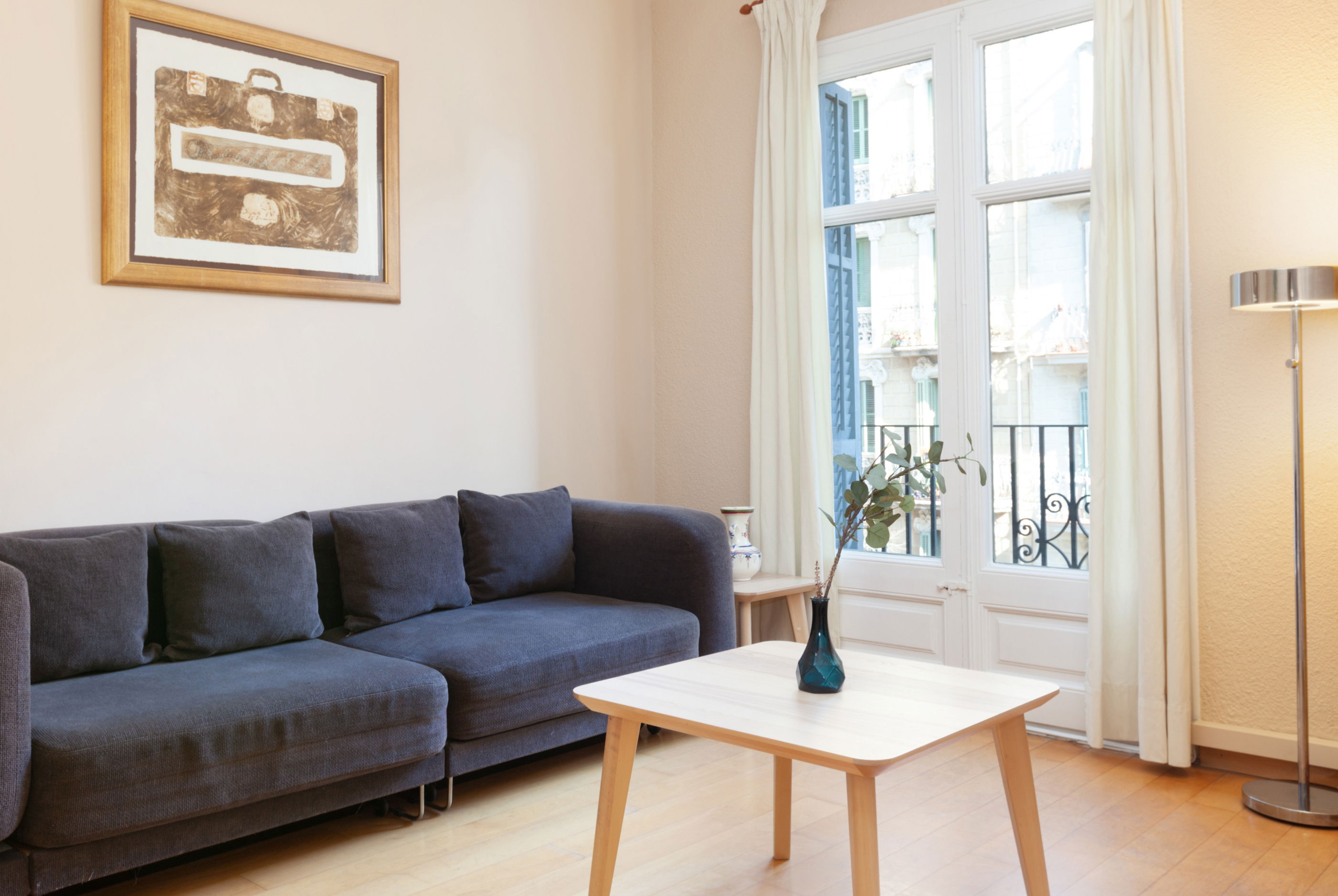 Apartment for 2 people in one of the best streets in Barcelona