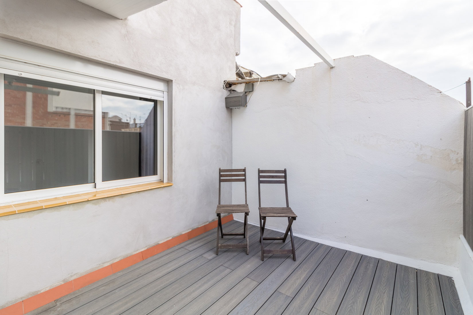 Luminoso pequeño loft con Terraza en el centro de Gracia.