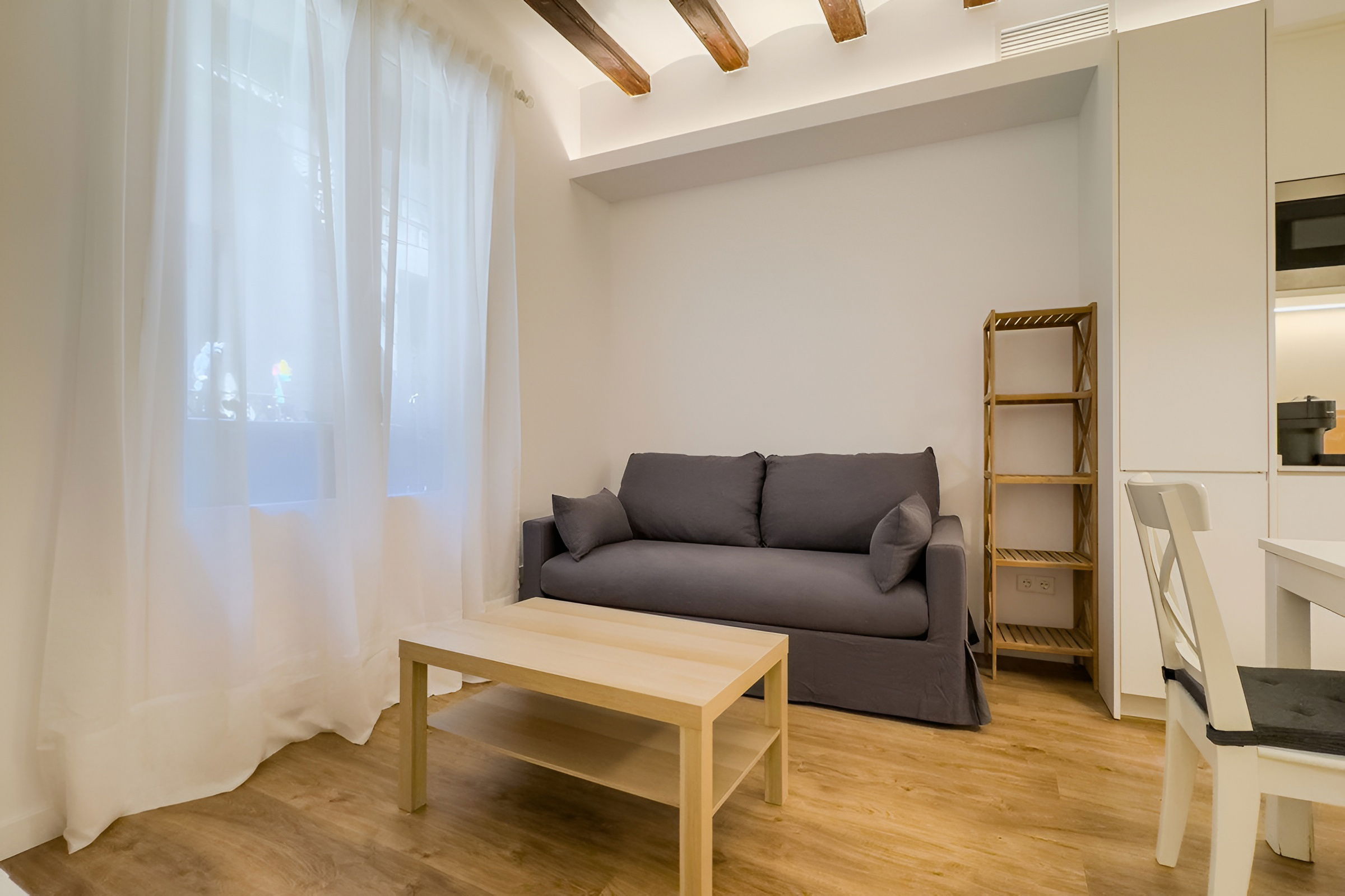 Central apartment with 2 bedrooms for 4 people