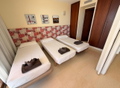 Bright and welcoming apartment with sea views, good location