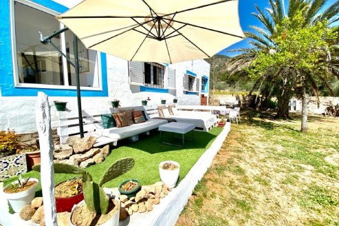 Beautiful detached house in Ibiza
