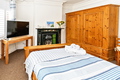 The Penn Pad | Spacious 5 BRs | Garden & Parking | Beach 2 miles | Sleeps 13+