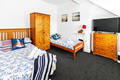 The Penn Pad | Spacious 5 BRs | Garden & Parking | Beach 2 miles | Sleeps 13+
