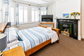 The Penn Pad | Spacious 5 BRs | Garden & Parking | Beach 2 miles | Sleeps 13+