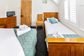 The Penn Pad | Spacious 5 BRs | Garden & Parking | Beach 2 miles | Sleeps 13+