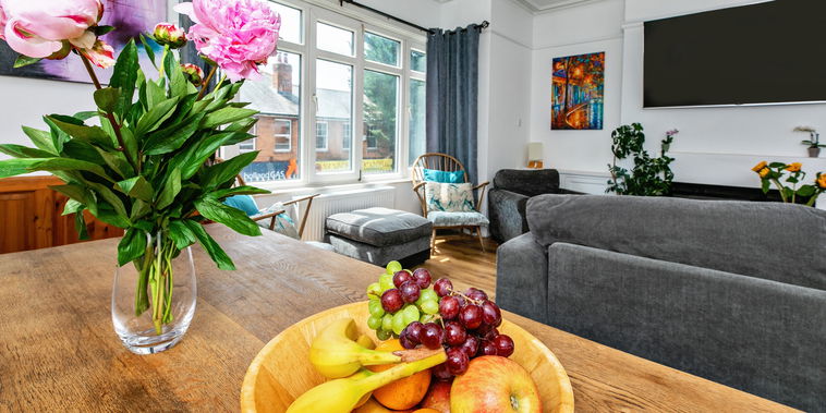 Ashley Cross | Stylish Maisonette | Vibrant Popular Village | Perfect Group Stay