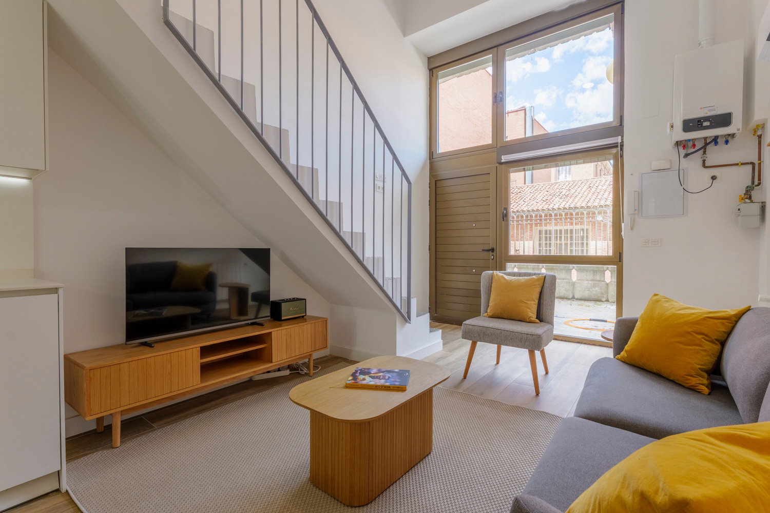 Cozy designer loft-style studio in the heart of Chamberí.
