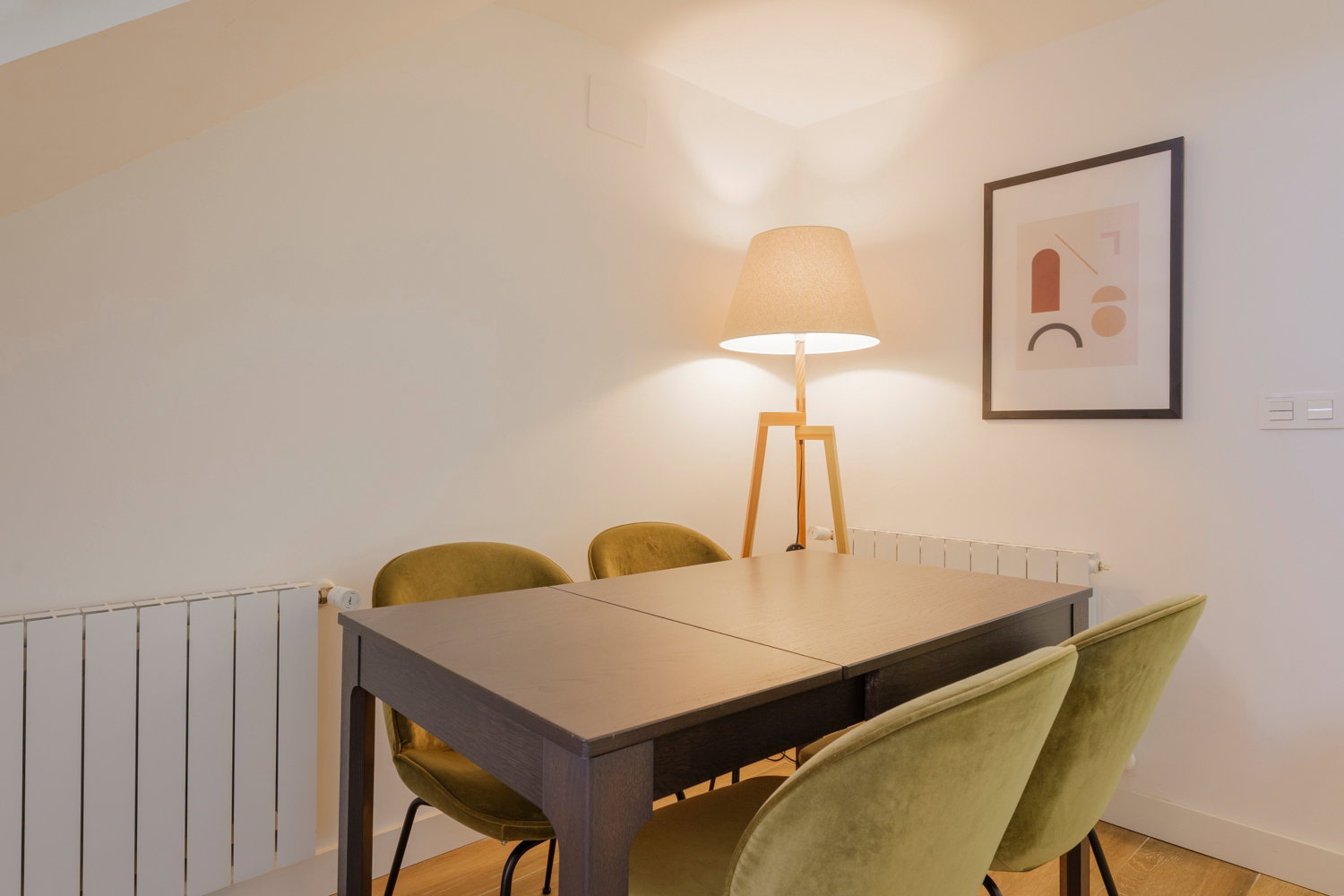 Fully equipped loft for 4 people.