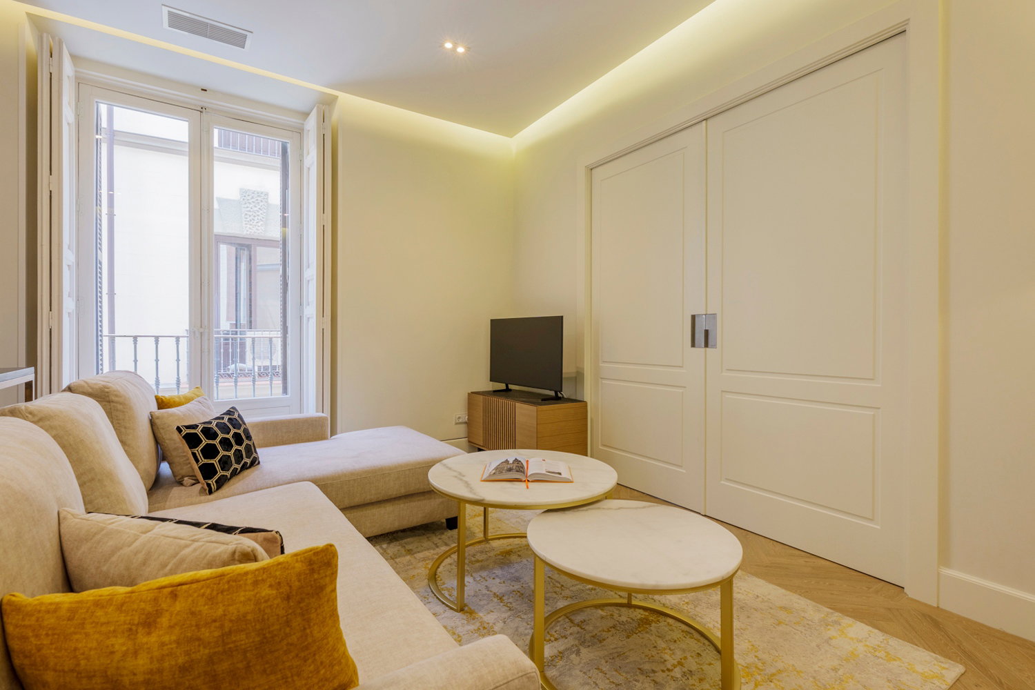 Furnished 60m² flat, ideal for professionals in the Palacio area