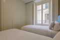 Bright 80m² exterior apartment in the historic center
