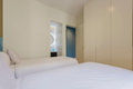 Bright 80m² exterior apartment in the historic center