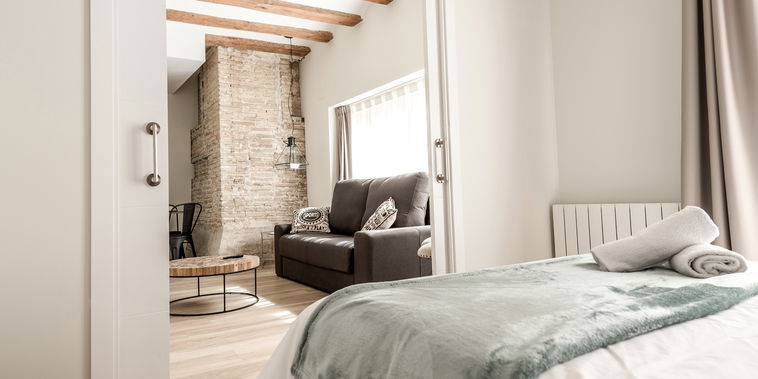 201 JAVIER SIERRA · 6 Pax (La Torre Boutique Apartamentos - Teruel)