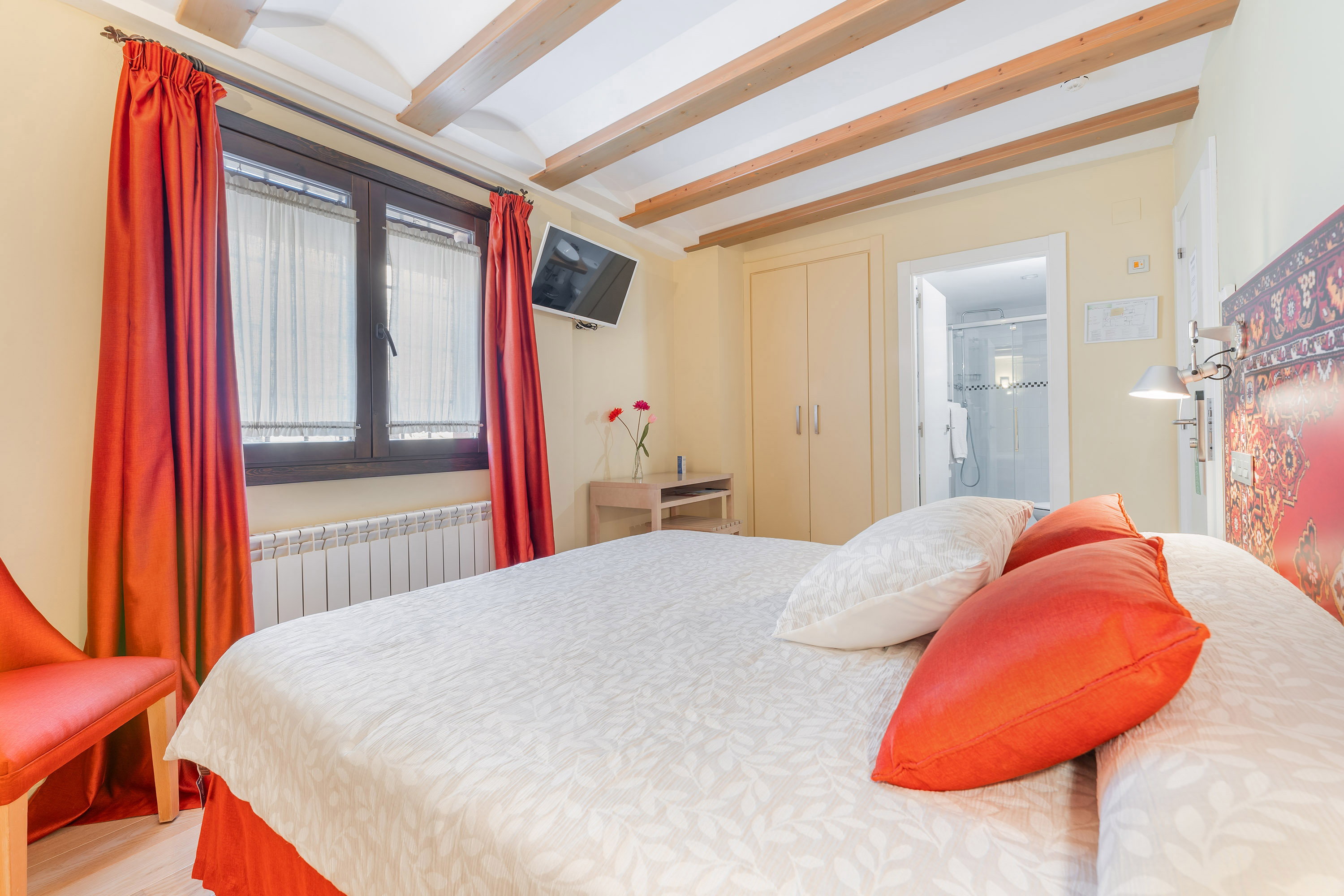 Habitación 5 · LENTUS · 2 Pax (Hotel Ottium - Albarracín)