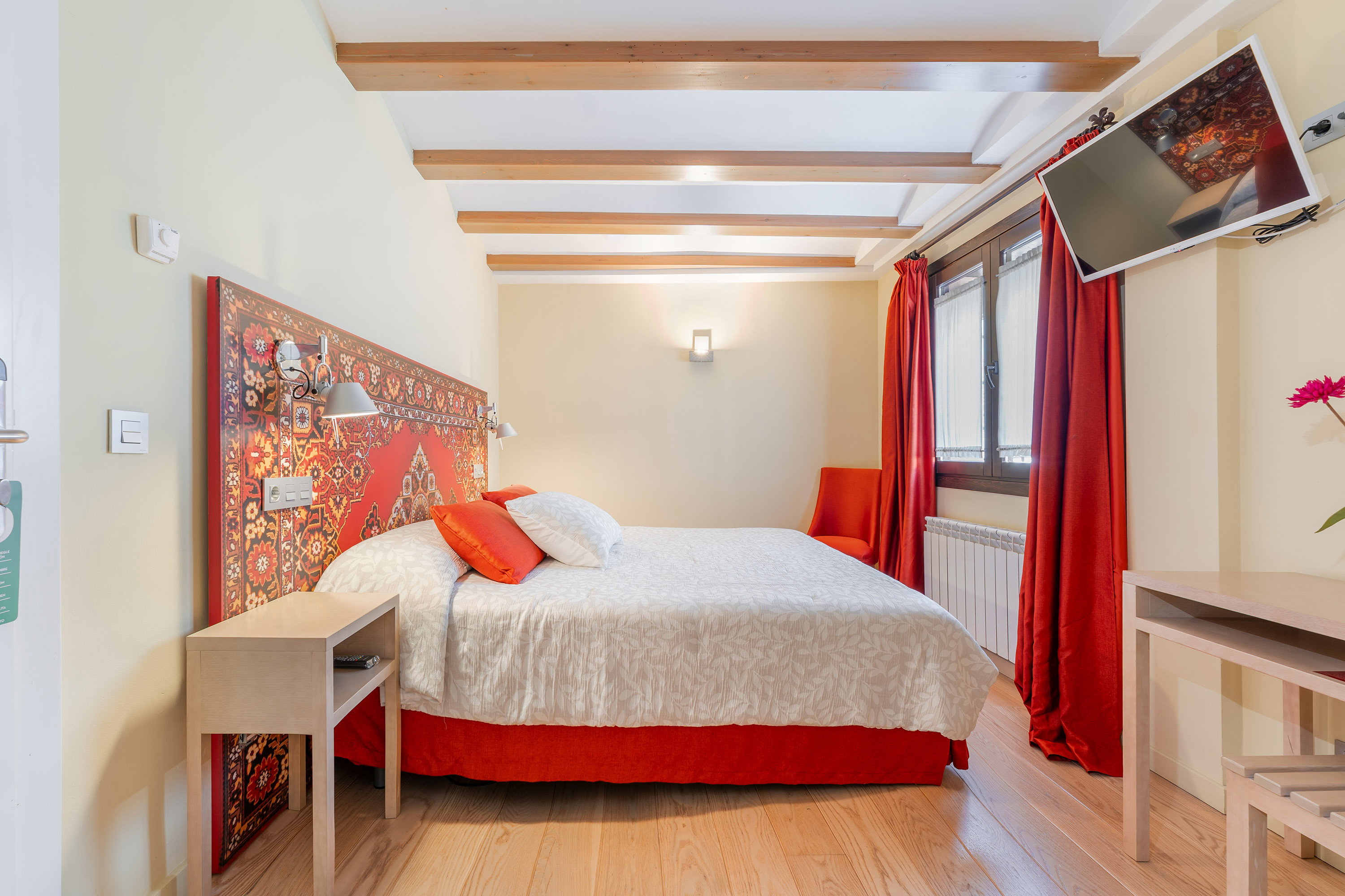 Habitación 5 · LENTUS · 2 Pax (Hotel Ottium - Albarracín)