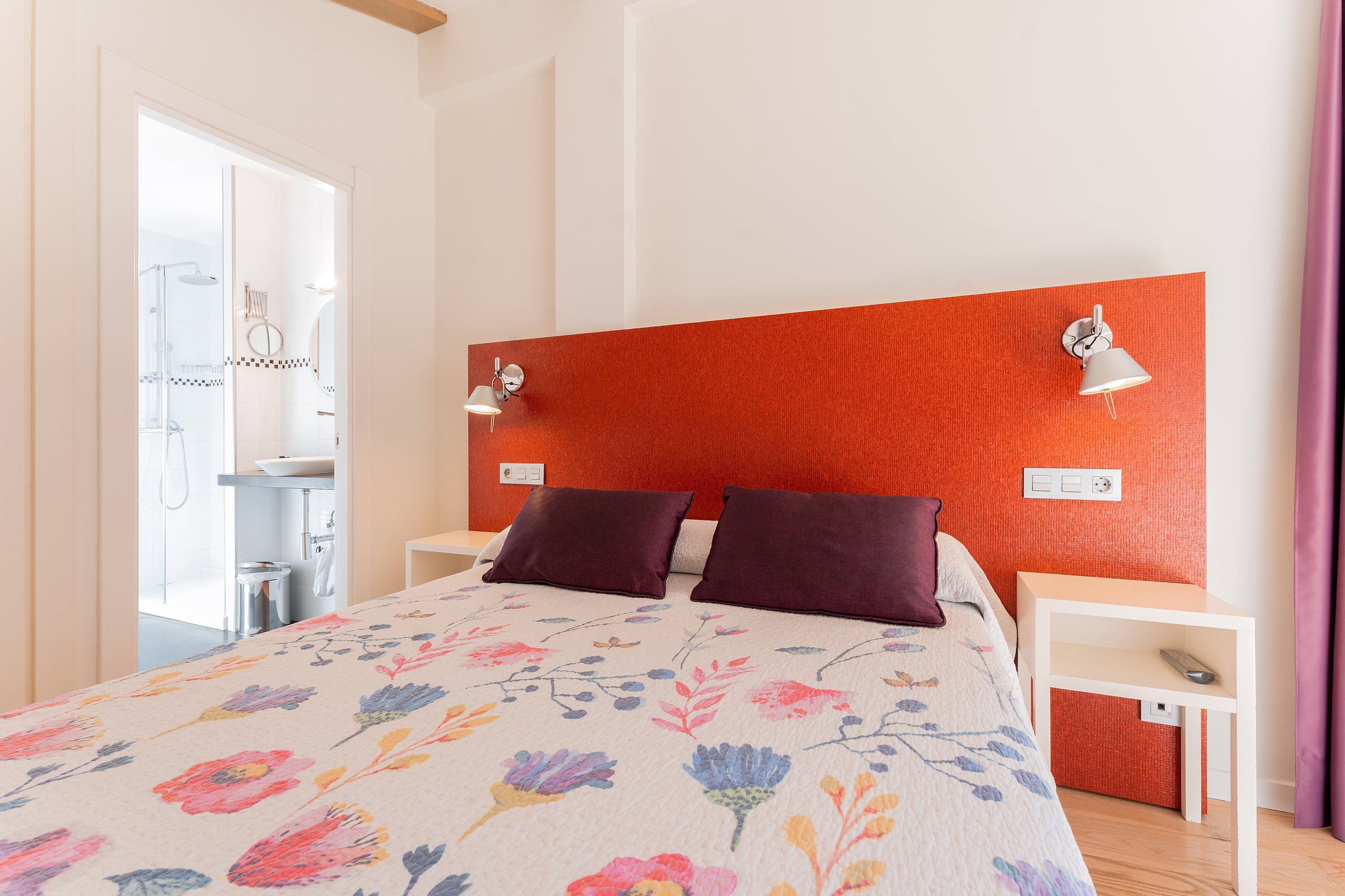 Habitación 6 · INTERIM · 2 Pax (Hotel Ottium - Albarracín)
