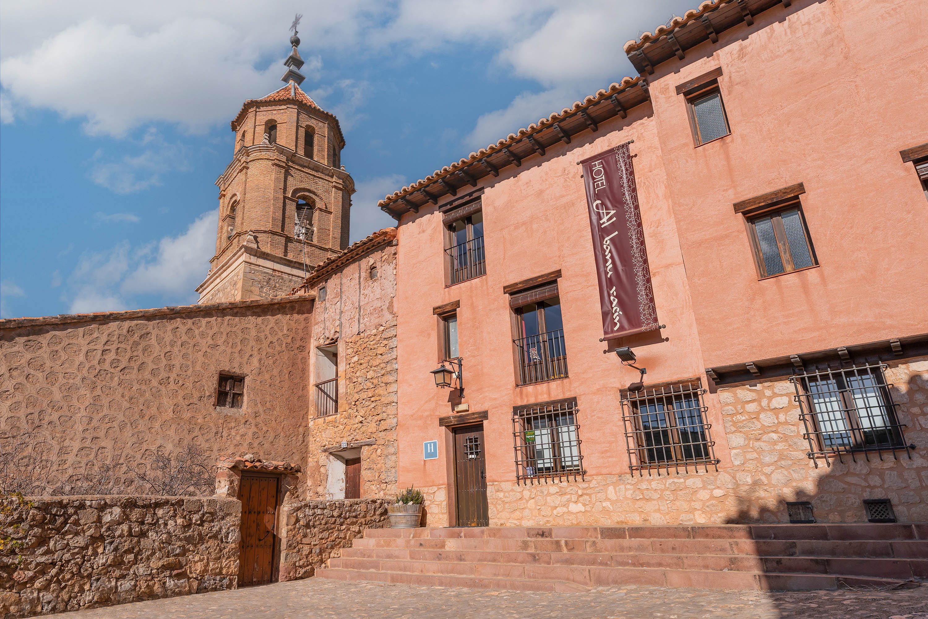 Habitación 6 · INTERIM · 2 Pax (Hotel Ottium - Albarracín)