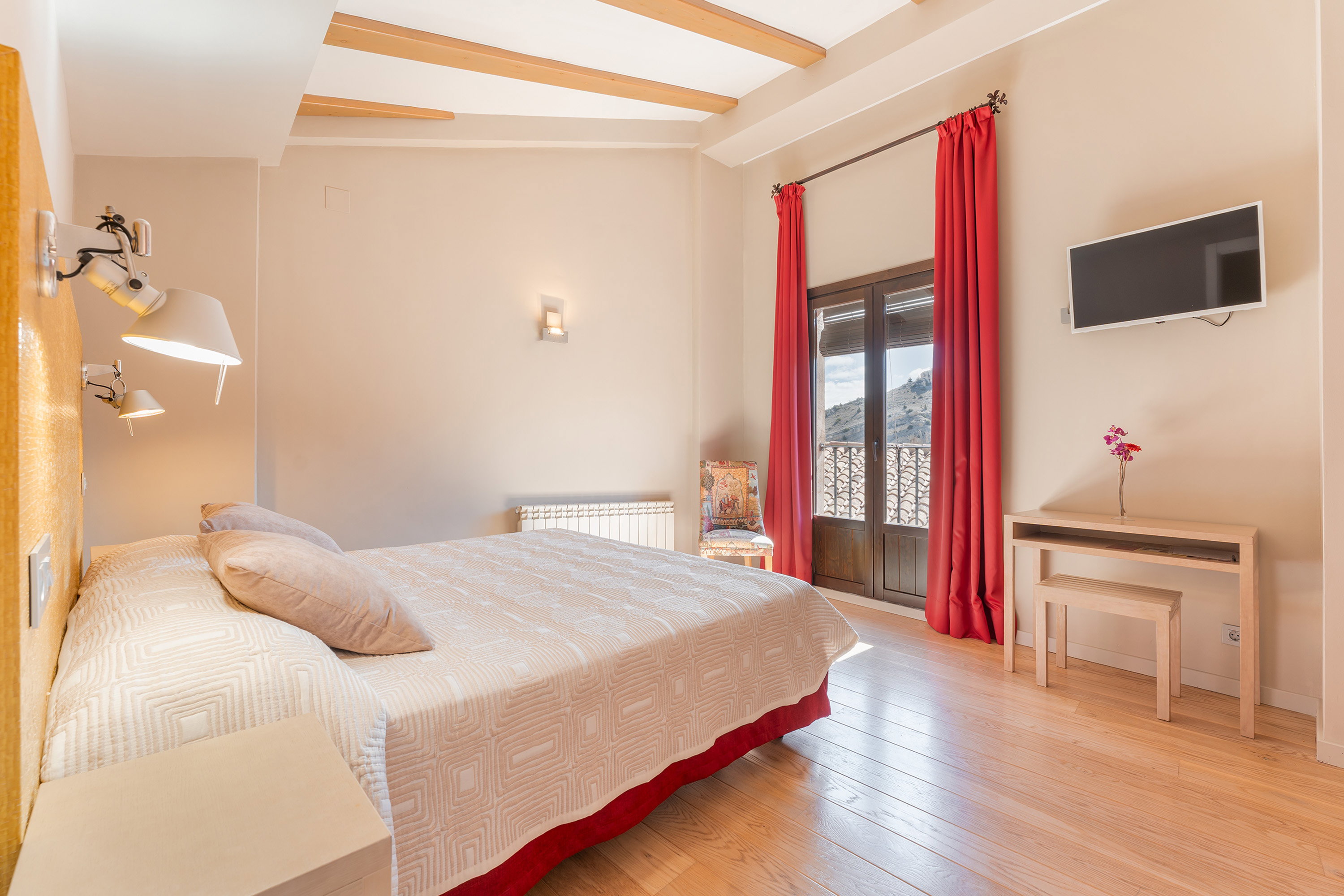 Habitación 7 · QUIETUM · 2 Pax (Hotel Ottium - Albarracín)